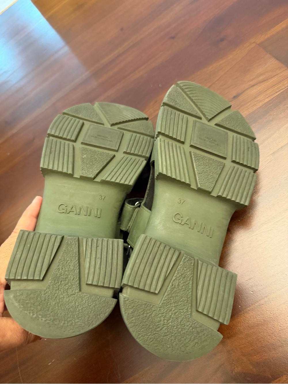 GANNI Recycled Rubber Sandals Kalamata - Picture 6 of 8